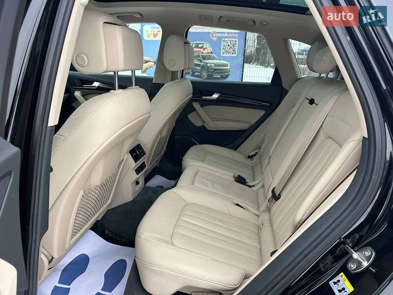 Внедорожник / Кроссовер Audi Q5 2018 в Казатине