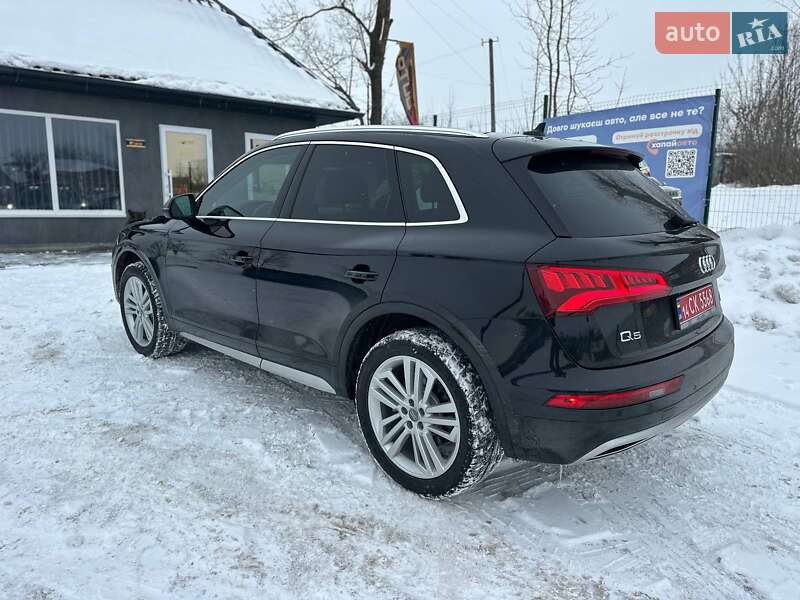 Внедорожник / Кроссовер Audi Q5 2018 в Казатине