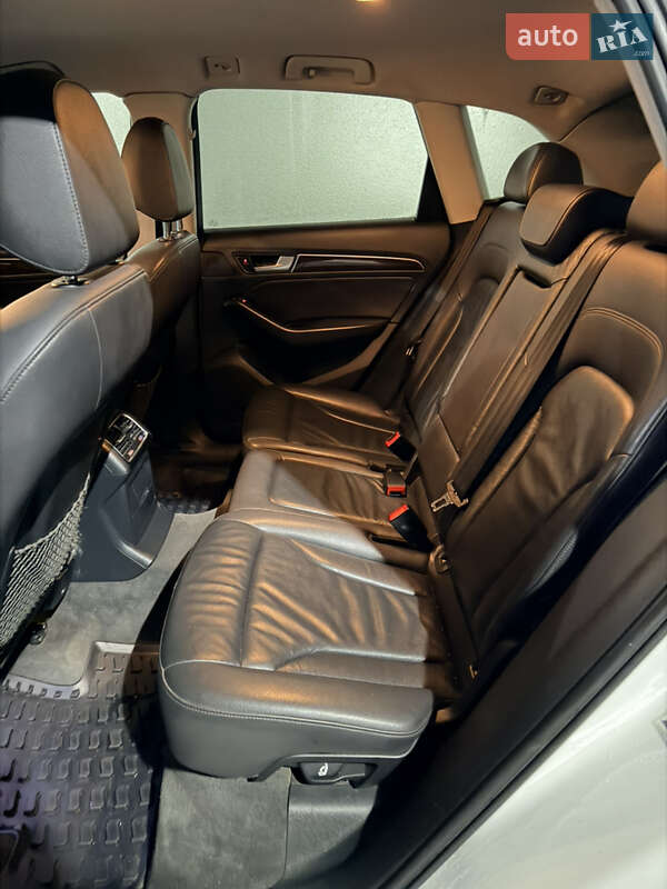 Позашляховик / Кросовер Audi Q5 2014 в Луцьку