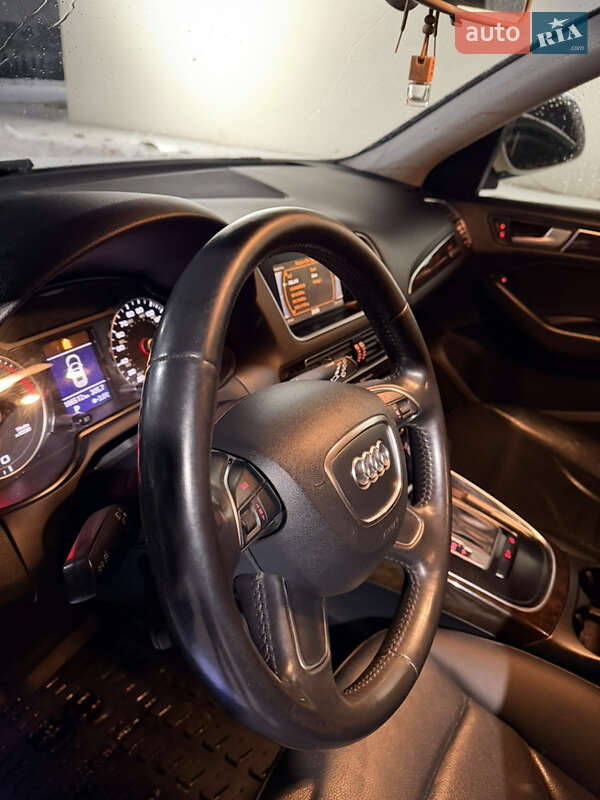 Позашляховик / Кросовер Audi Q5 2014 в Луцьку