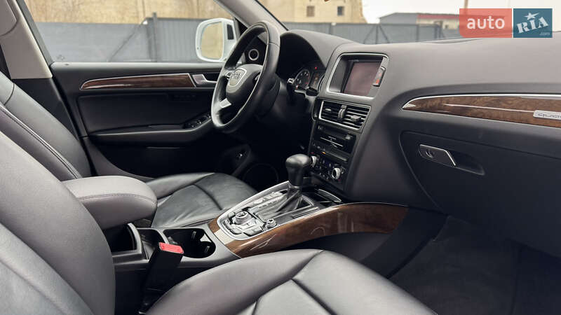 Внедорожник / Кроссовер Audi Q5 2016 в Дубно