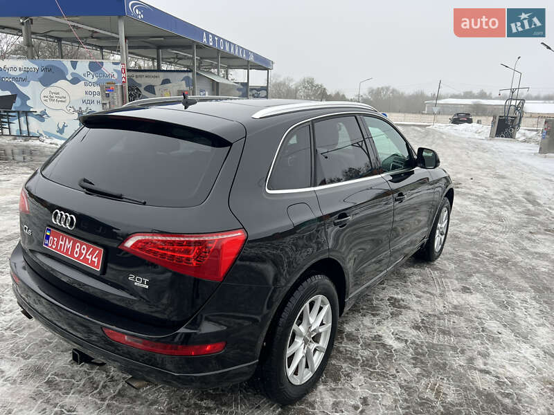 Позашляховик / Кросовер Audi Q5 2012 в Володимирі