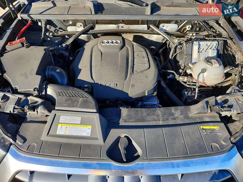 Позашляховик / Кросовер Audi Q5 2019 в Львові