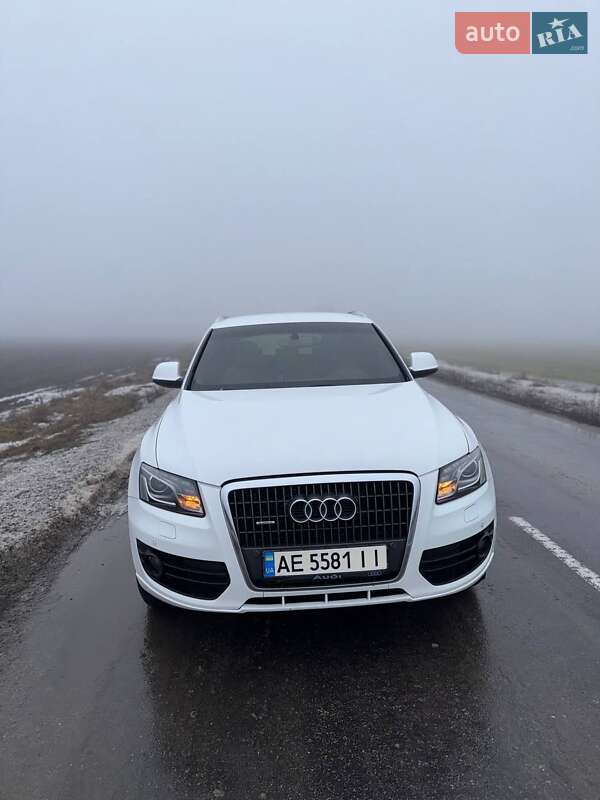 Позашляховик / Кросовер Audi Q5 2010 в Запоріжжі