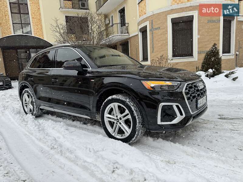 Внедорожник / Кроссовер Audi Q5 2020 в Киеве