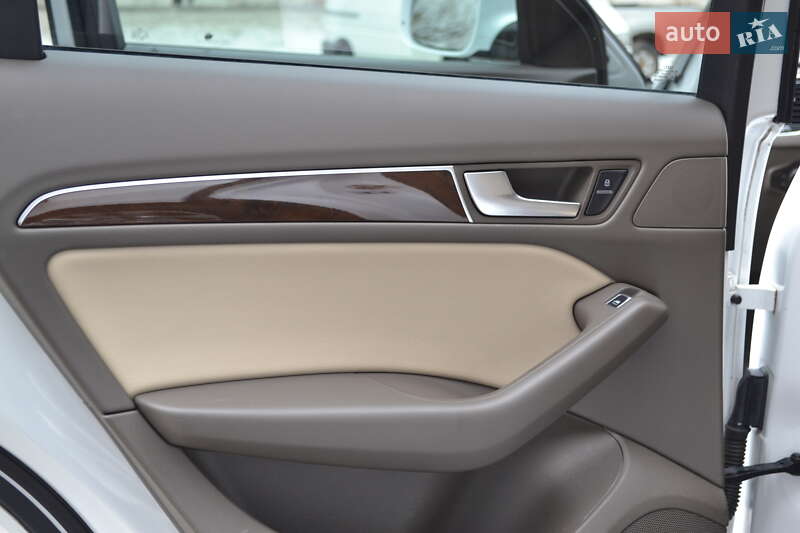 Позашляховик / Кросовер Audi Q5 2015 в Дрогобичі