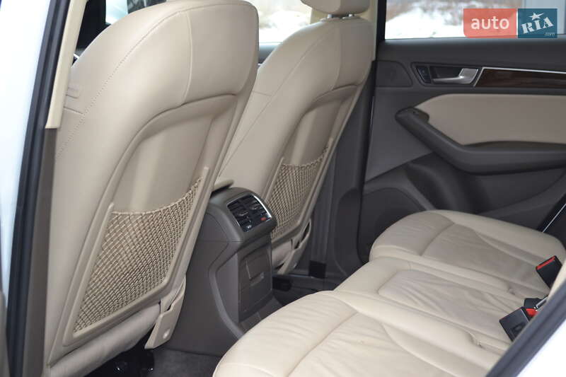 Позашляховик / Кросовер Audi Q5 2015 в Дрогобичі