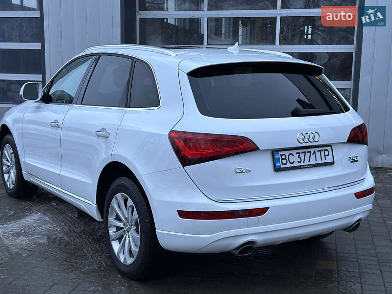 Позашляховик / Кросовер Audi Q5 2015 в Дрогобичі