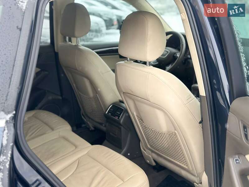 Внедорожник / Кроссовер Audi Q5 2012 в Харькове