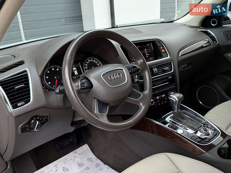 Позашляховик / Кросовер Audi Q5 2015 в Дрогобичі