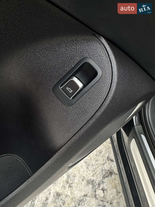 Внедорожник / Кроссовер Audi Q5 2017 в Владимире