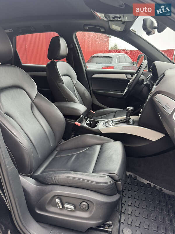 Внедорожник / Кроссовер Audi Q5 2017 в Владимире