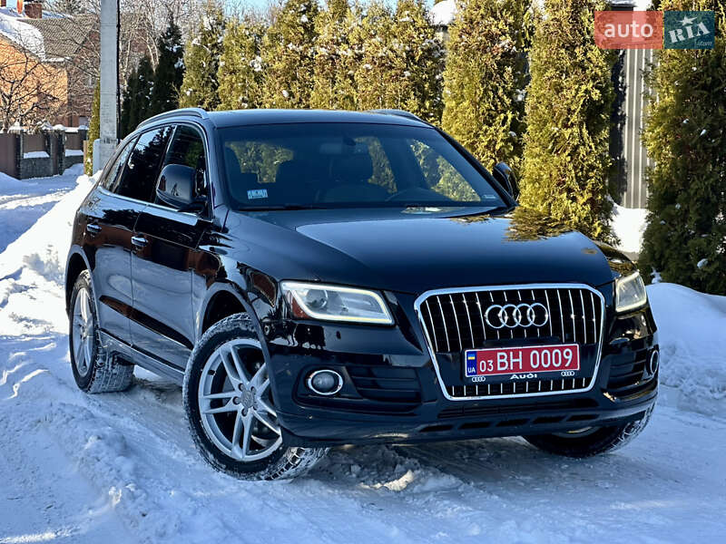 Позашляховик / Кросовер Audi Q5 2015 в Києві