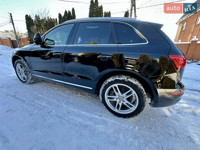 Позашляховик / Кросовер Audi Q5 2015 в Києві