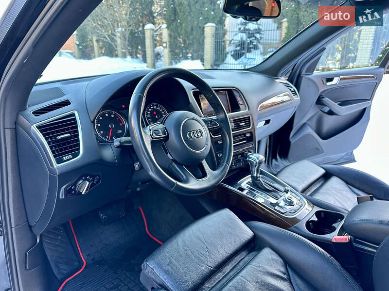 Позашляховик / Кросовер Audi Q5 2015 в Києві