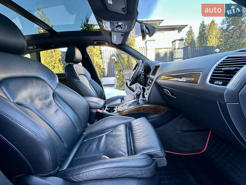 Позашляховик / Кросовер Audi Q5 2015 в Києві