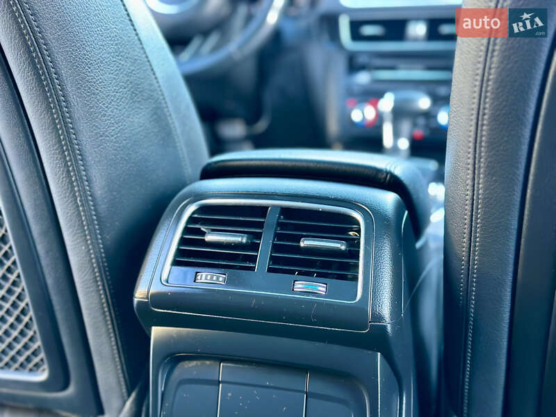 Позашляховик / Кросовер Audi Q5 2015 в Києві