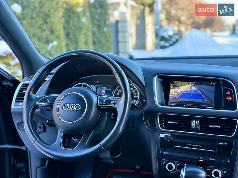 Позашляховик / Кросовер Audi Q5 2015 в Києві