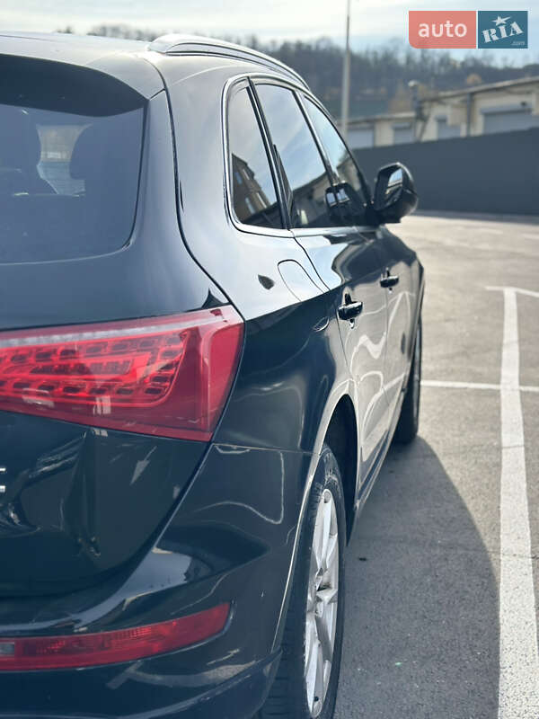 Внедорожник / Кроссовер Audi Q5 2011 в Обухове