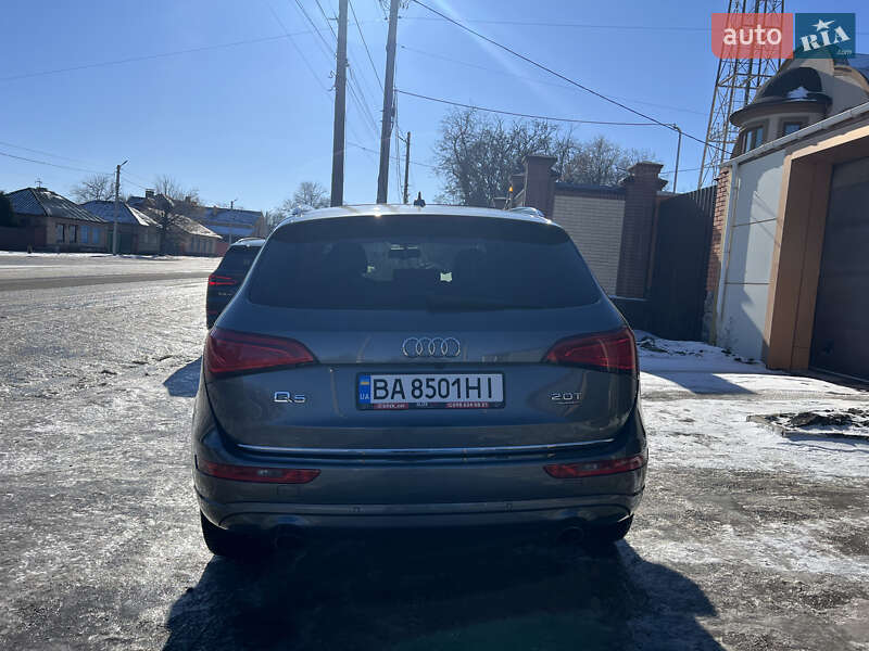 Внедорожник / Кроссовер Audi Q5 2015 в Кропивницком