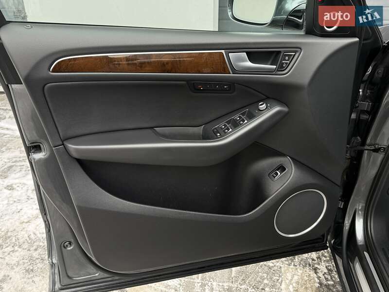 Позашляховик / Кросовер Audi Q5 2015 в Дрогобичі