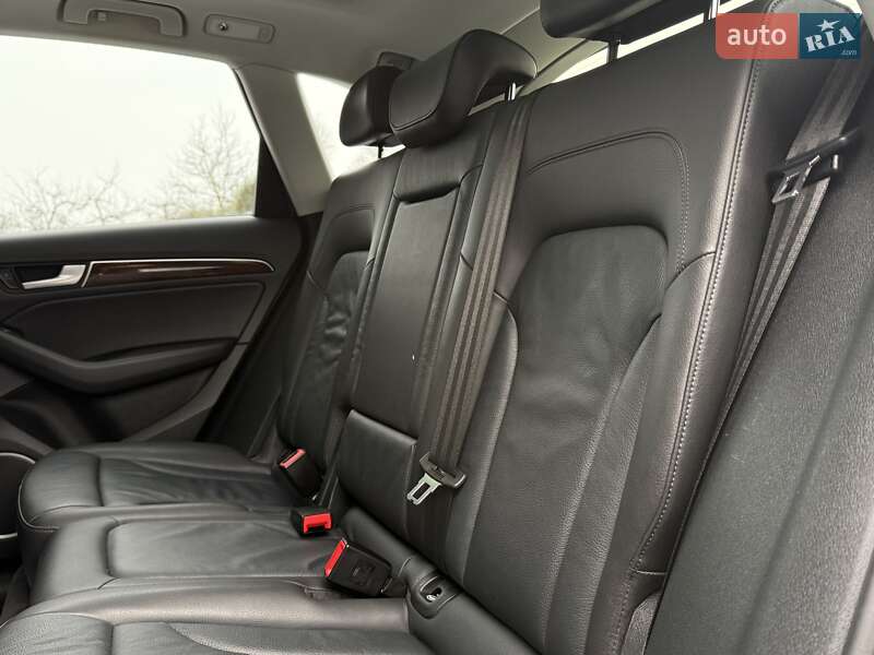 Позашляховик / Кросовер Audi Q5 2015 в Дрогобичі