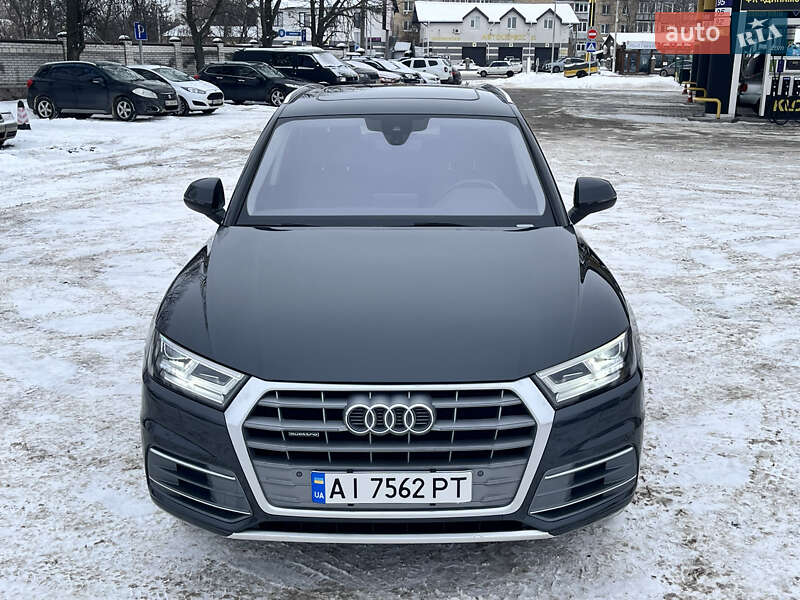 Позашляховик / Кросовер Audi Q5 2017 в Києві