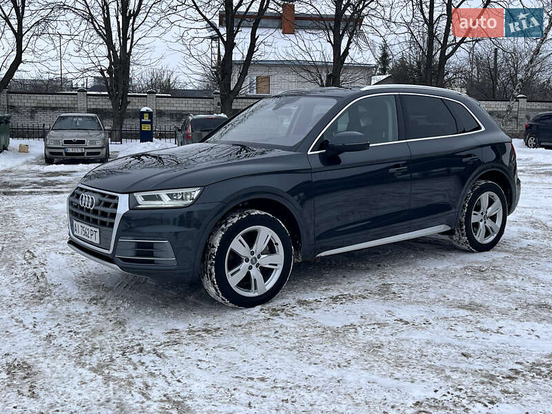 Позашляховик / Кросовер Audi Q5 2017 в Києві