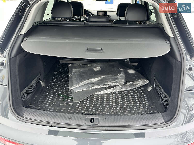 Позашляховик / Кросовер Audi Q5 2017 в Києві