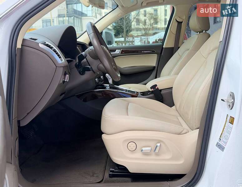 Внедорожник / Кроссовер Audi Q5 2015 в Львове