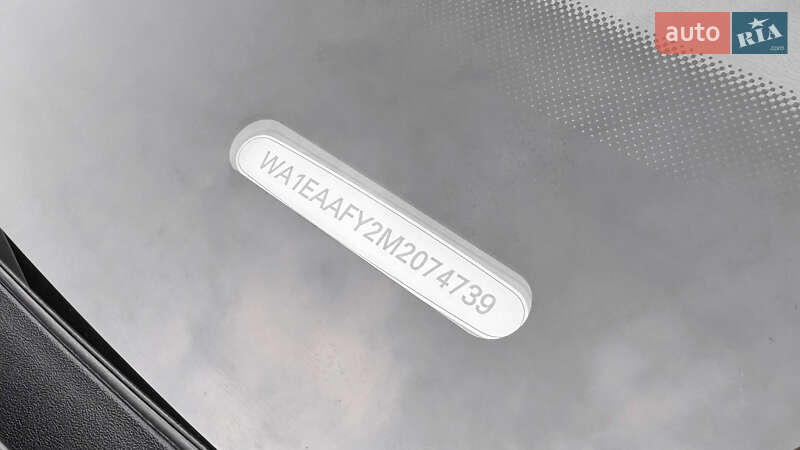 Позашляховик / Кросовер Audi Q5 2021 в Рівному