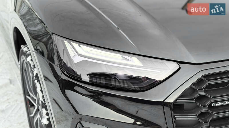 Позашляховик / Кросовер Audi Q5 2021 в Рівному