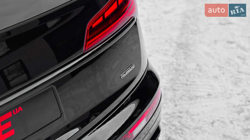 Позашляховик / Кросовер Audi Q5 2021 в Рівному