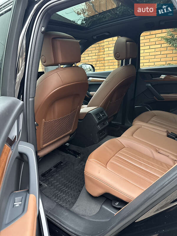 Позашляховик / Кросовер Audi Q5 2021 в Одесі