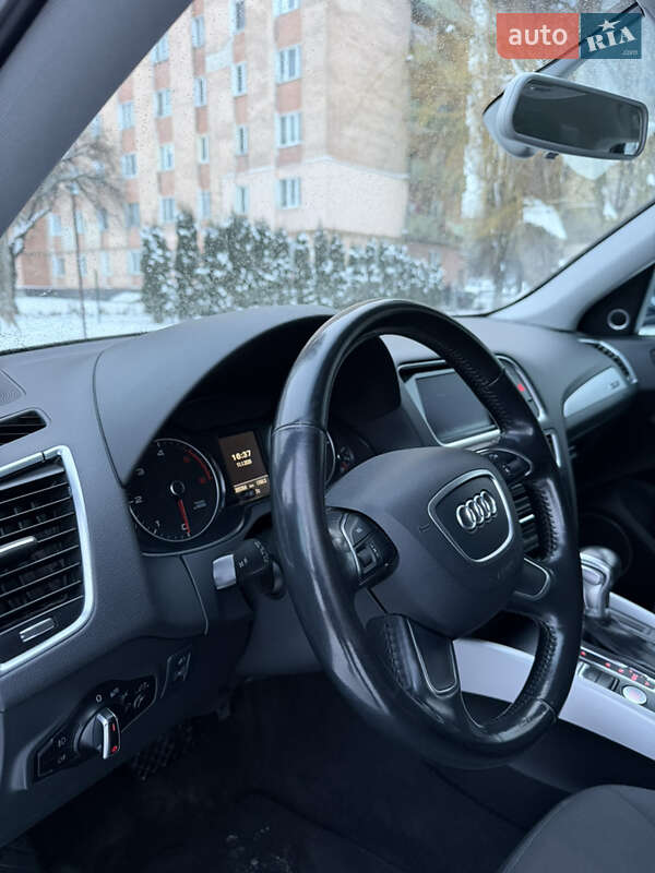 Позашляховик / Кросовер Audi Q5 2015 в Кам'янець-Подільському
