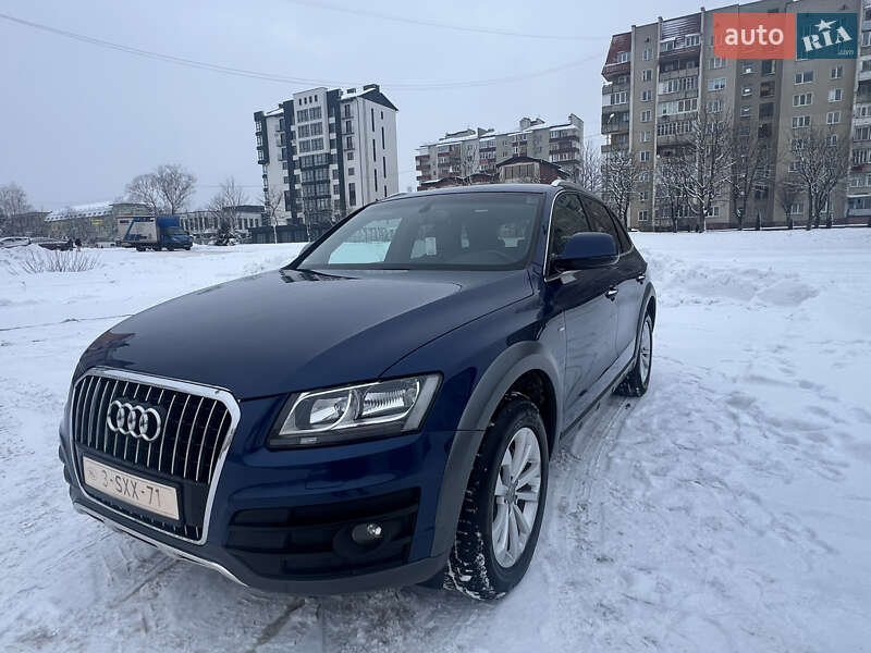 Позашляховик / Кросовер Audi Q5 2015 в Долині