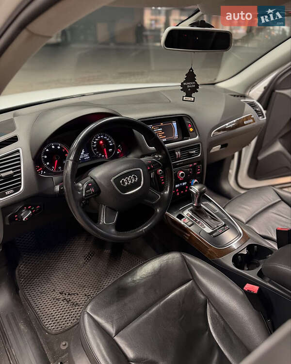 Позашляховик / Кросовер Audi Q5 2013 в Києві фото 7 Позашляховик / Кросовер Audi Q5 2013 в Києві