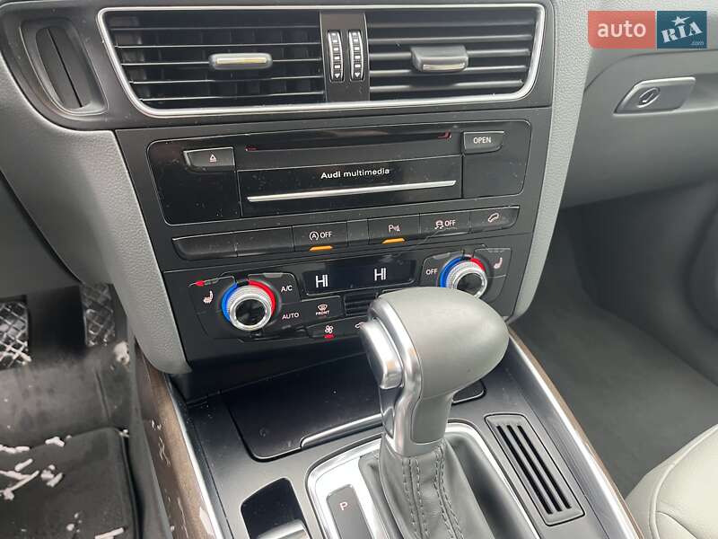 Внедорожник / Кроссовер Audi Q5 2015 в Дубно