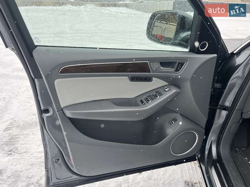 Внедорожник / Кроссовер Audi Q5 2015 в Дубно