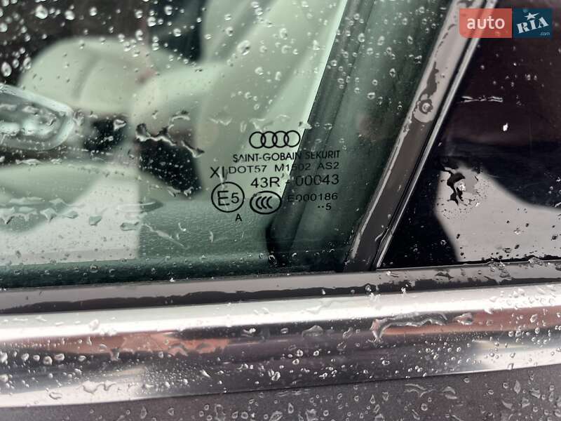 Внедорожник / Кроссовер Audi Q5 2015 в Дубно