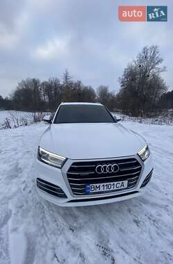 Внедорожник / Кроссовер Audi Q5 2018 в Сумах