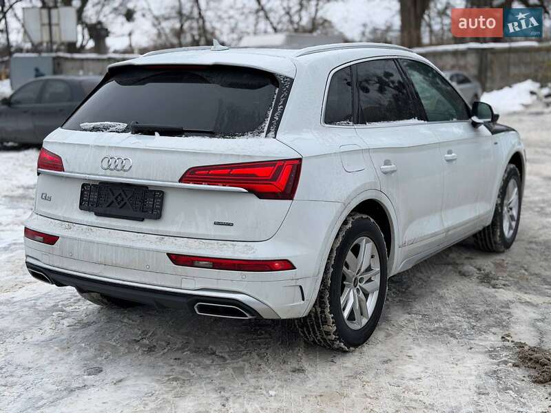 Внедорожник / Кроссовер Audi Q5 2023 в Киеве