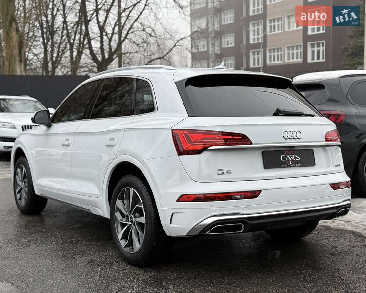 Позашляховик / Кросовер Audi Q5 2021 в Києві фото 11 Позашляховик / Кросовер Audi Q5 2021 в Києві