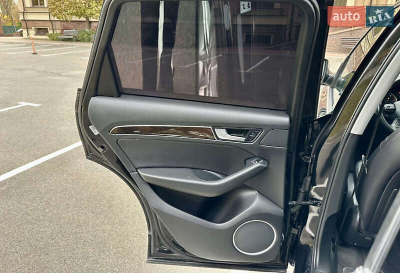 Внедорожник / Кроссовер Audi Q5 2016 в Одессе