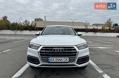 Позашляховик / Кросовер Audi Q5 2019 в Харкові