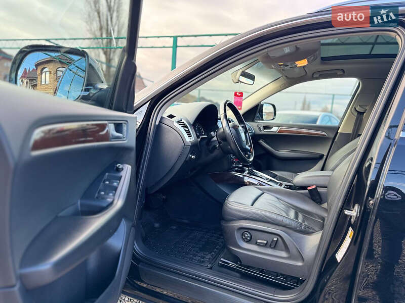 Внедорожник / Кроссовер Audi Q5 2012 в Тячеве