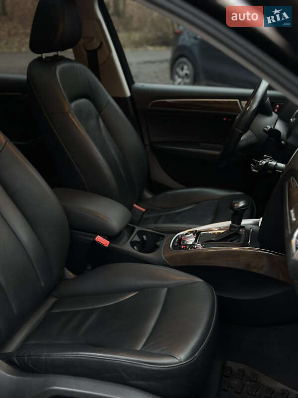 Позашляховик / Кросовер Audi Q5 2016 в Ужгороді