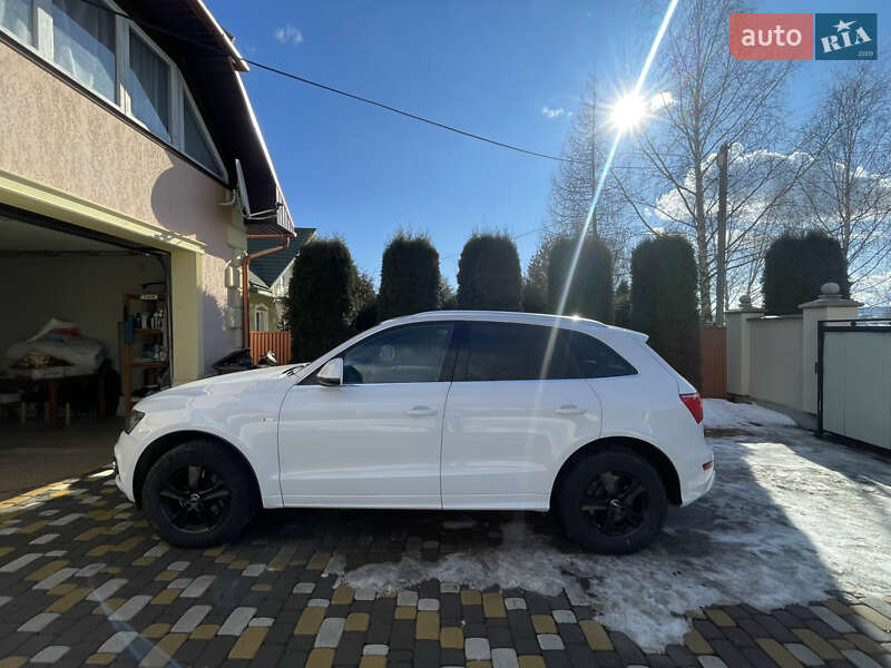 Позашляховик / Кросовер Audi Q5 2012 в Чернівцях фото 4 Позашляховик / Кросовер Audi Q5 2012 в Чернівцях