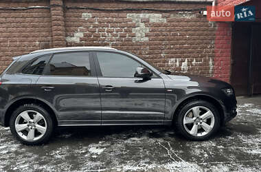 Позашляховик / Кросовер Audi Q5 2013 в Києві