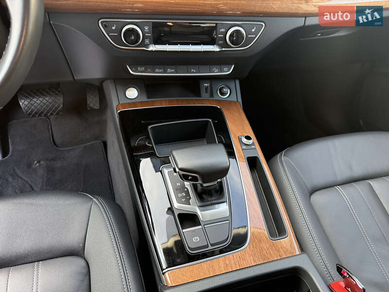 Позашляховик / Кросовер Audi Q5 2021 в Києві фото 21 Позашляховик / Кросовер Audi Q5 2021 в Києві